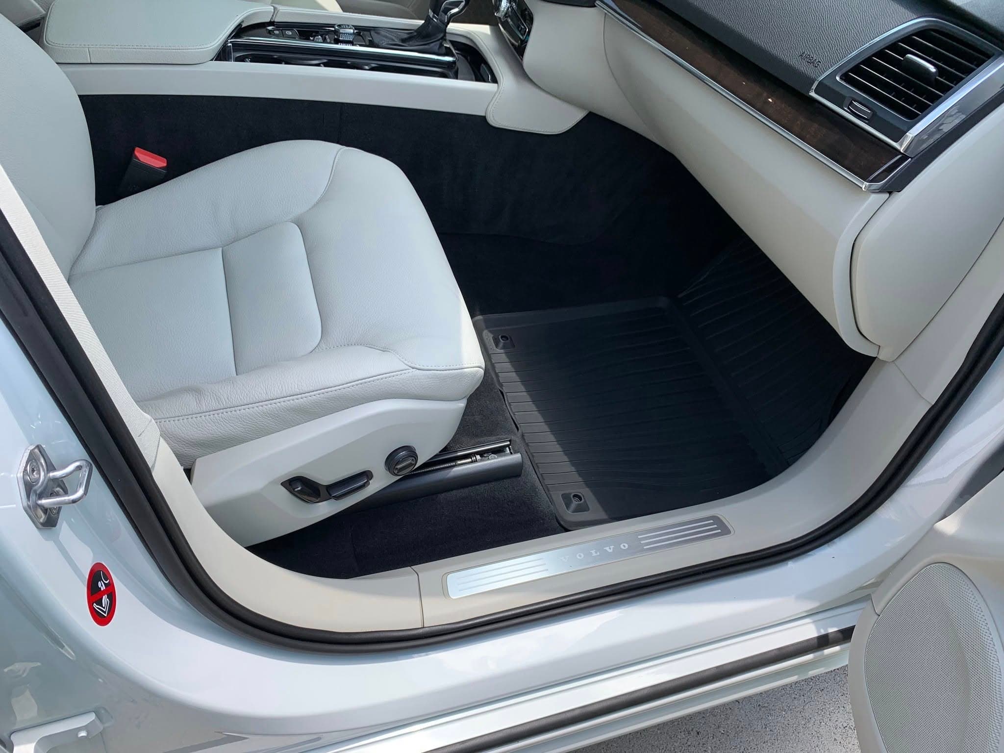 Interior Detailing — professional mobile detailing
