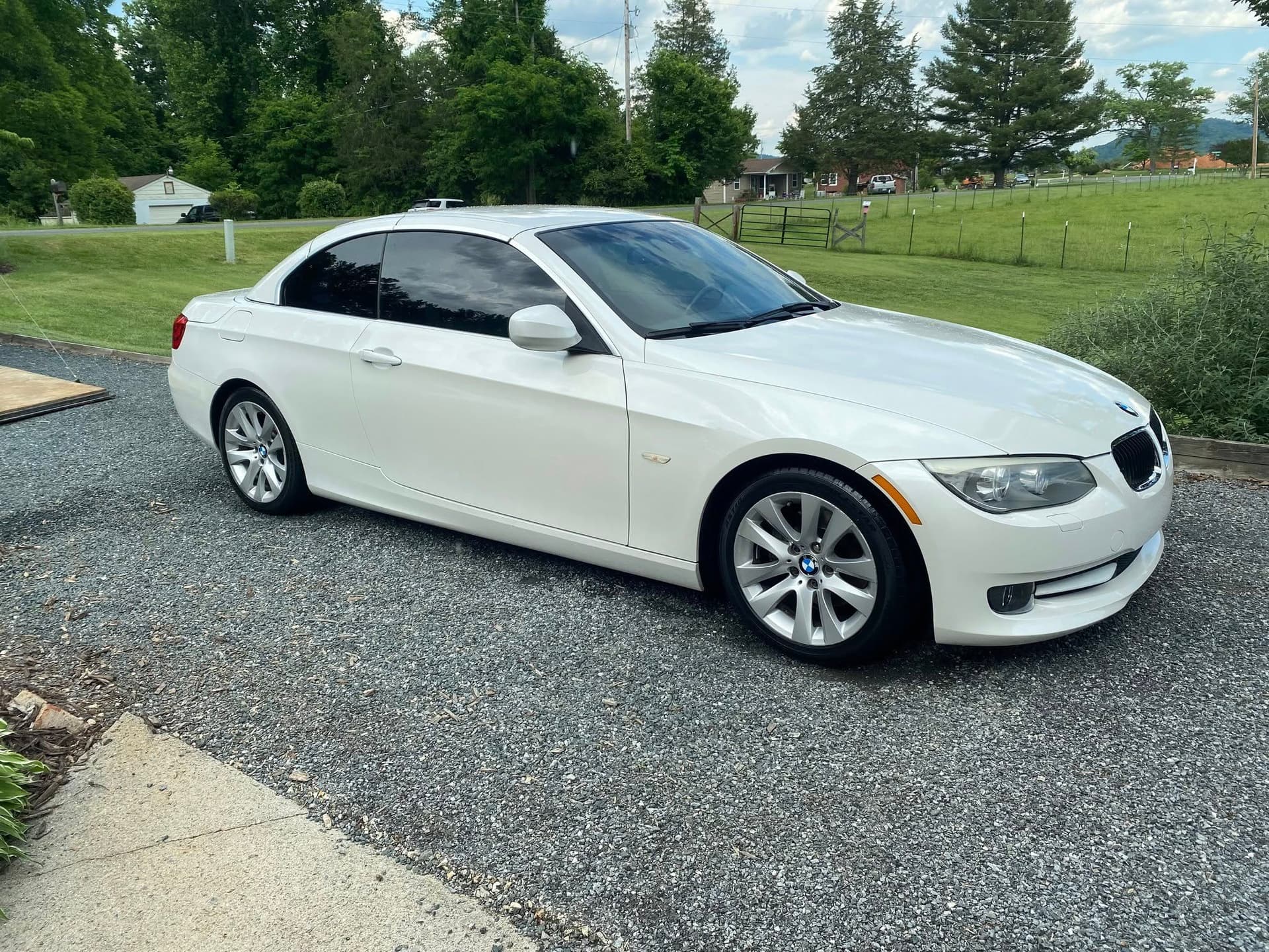 Glossy vehicle finish after mobile cut and buffing in Chesapeake
