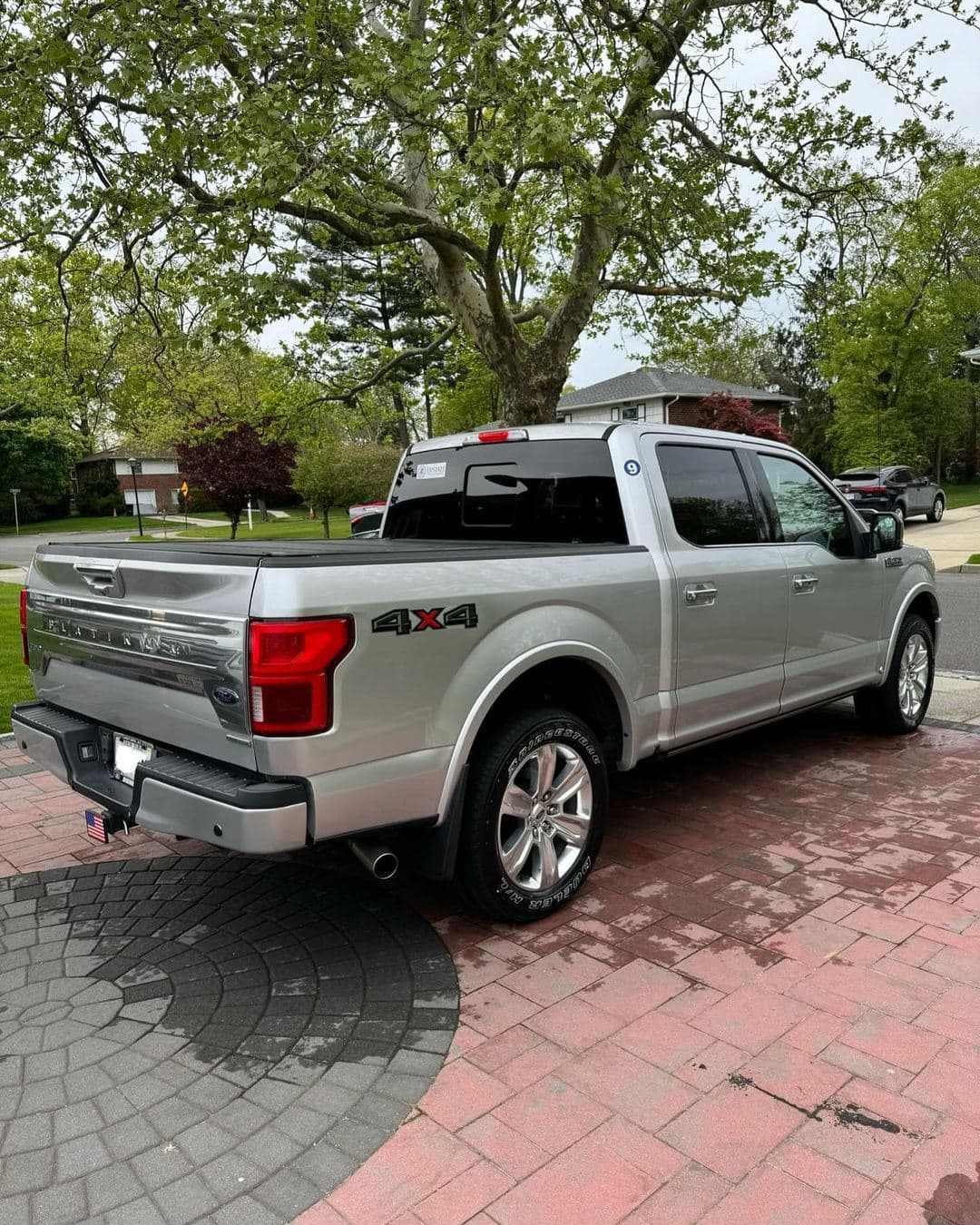 Glossy vehicle finish after mobile cut and buffing in Homewood
