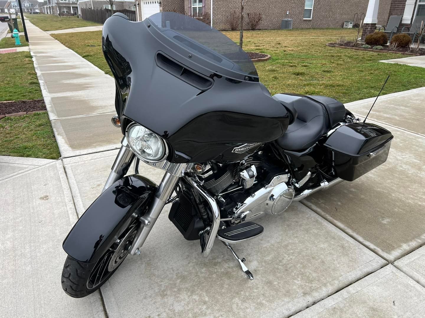 Motorcycle after mobile detailing in Arlington