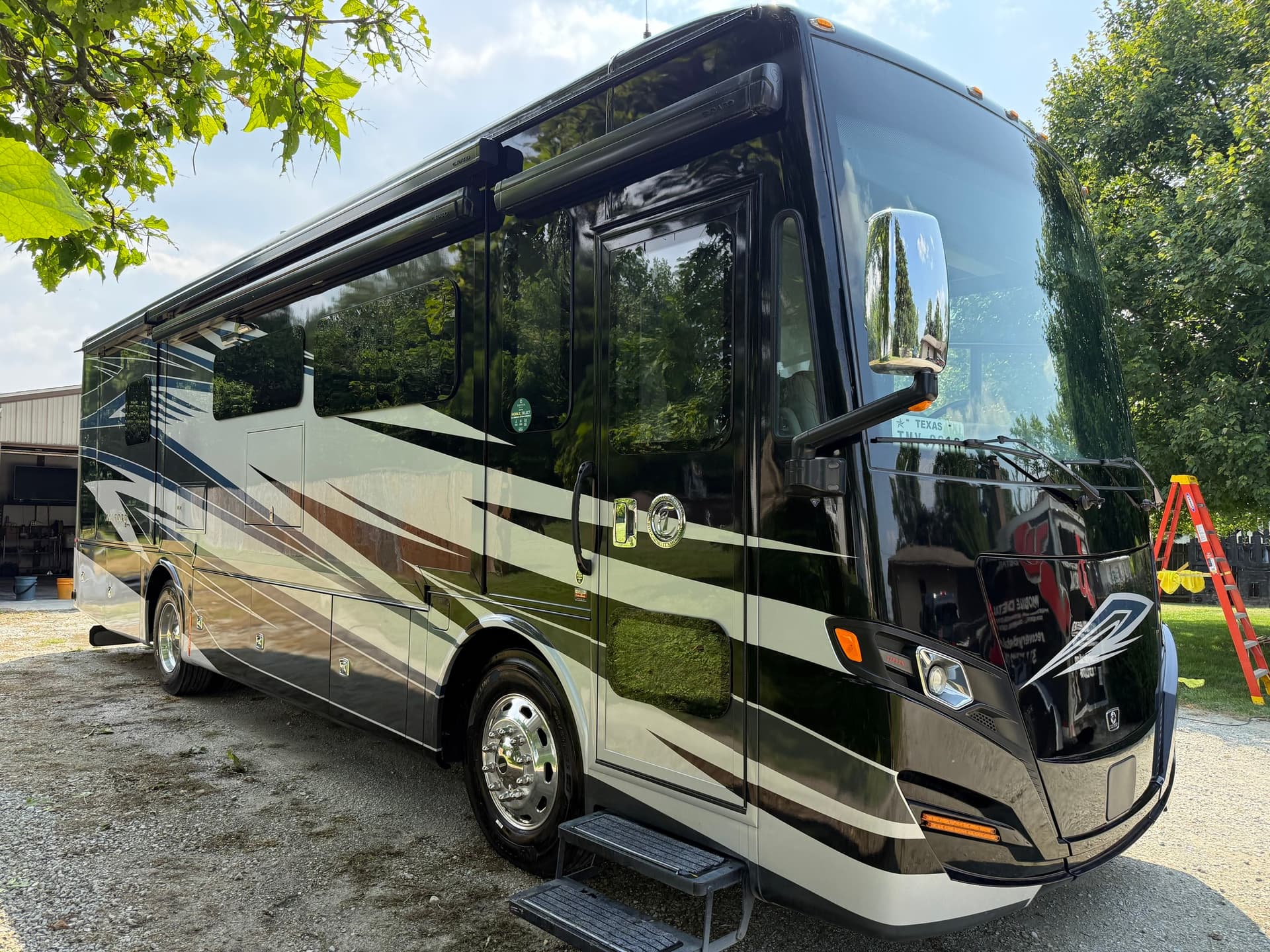RV exterior hand wash and detailing in Columbus