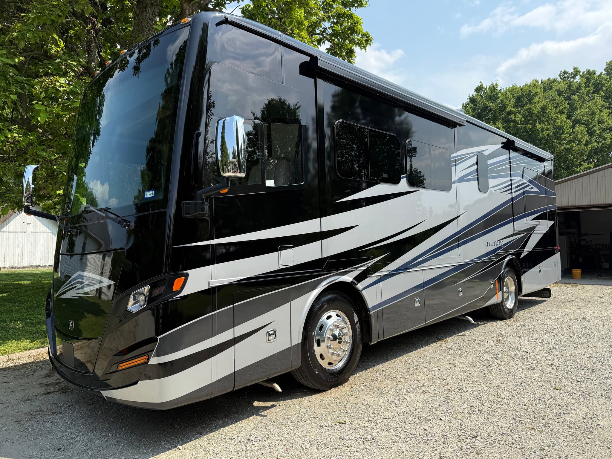 RV Interior Detailing: Deep-Clean Your Motorhome