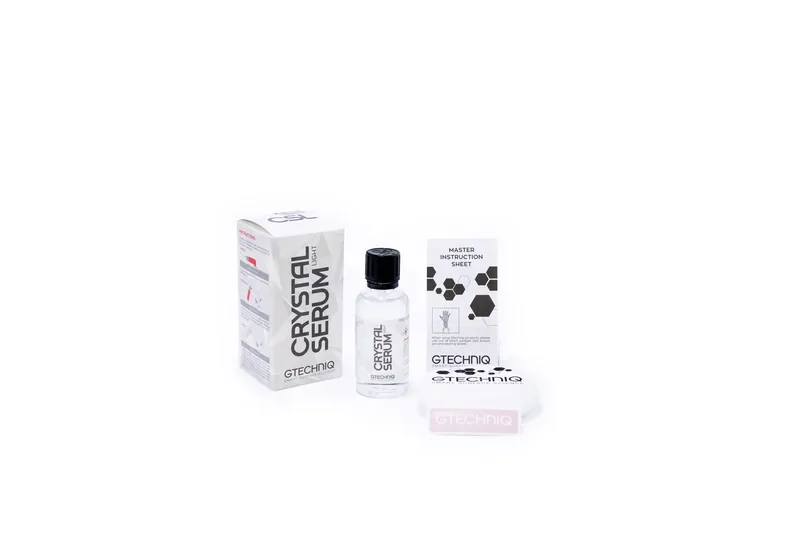 Gtechniq Crystal Serum Light bottle